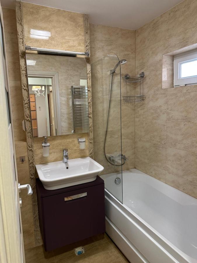 Page3 Apartament Търговище Екстериор снимка