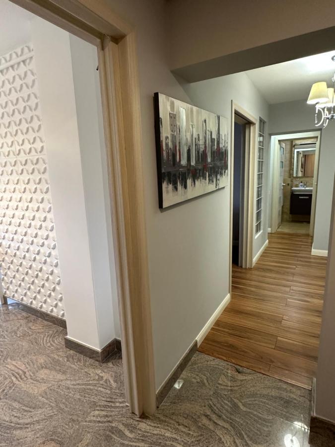 Page3 Apartament Търговище Екстериор снимка